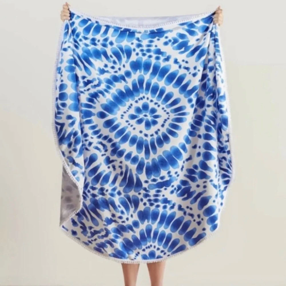 Enchante Home Large Indigo Round Beach Towel NWT
